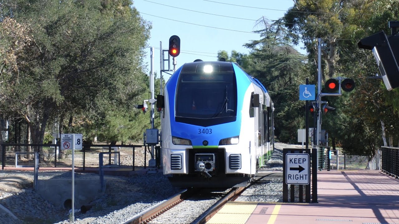 4K Last Days of Train Horns in Redlands! Metrolink Arrow Trains in Redlands 11/19/2022