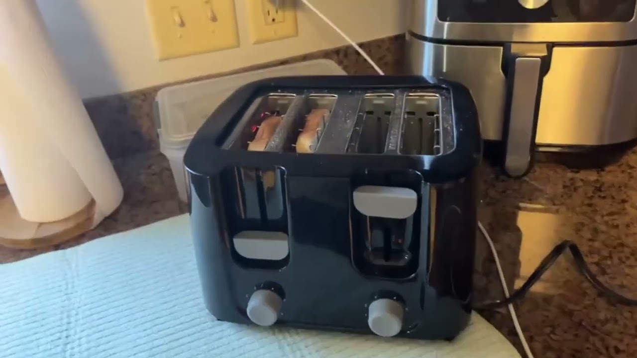 Continental Electric CE TT029 Toaster, So verwenden Sie diesen 4 Scheiben Toaster richtig