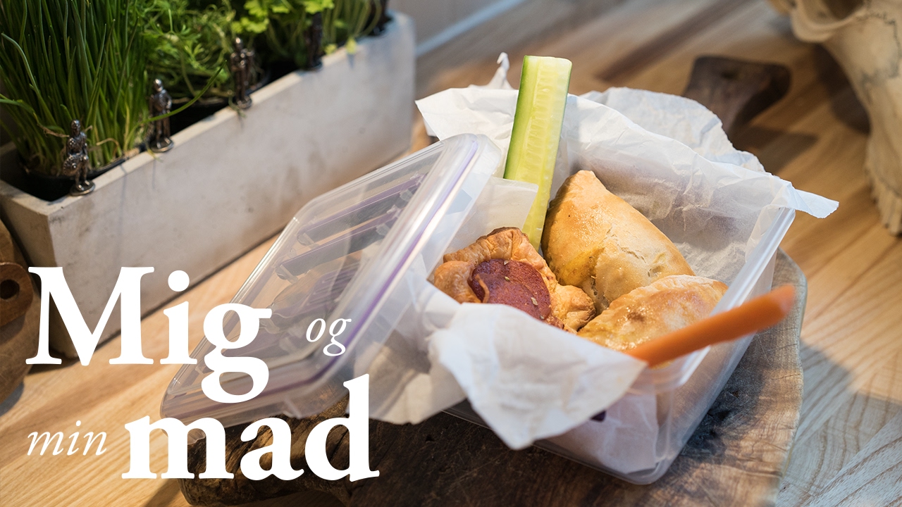 Madpakke med pirogger og pizza muffins | Martin Guf