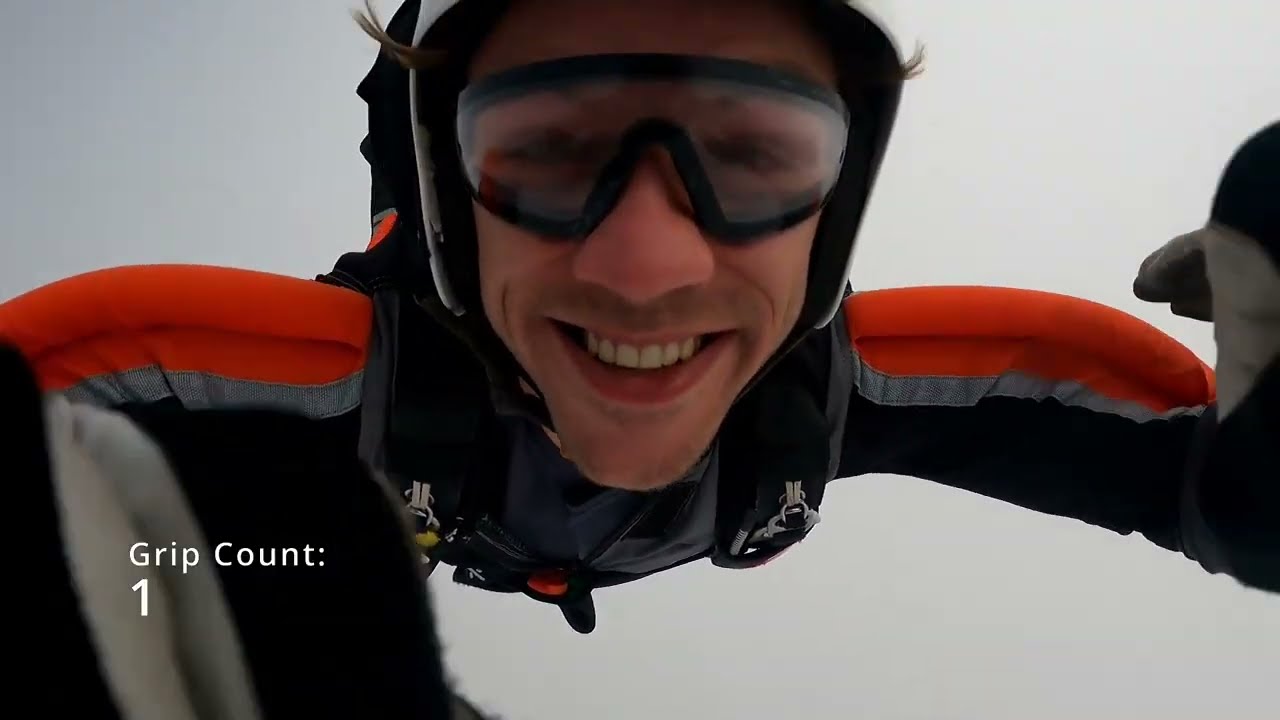 Formation Skydiving 1 (FS1) Qualification Jump