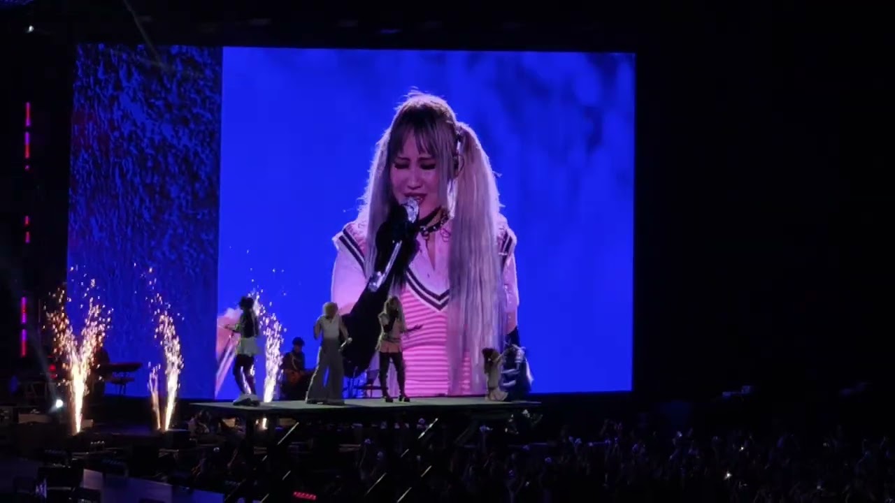[01022025] UGLY - 2NE1 WELCOME BACK TOUR LIVE IN KUALA LUMPUR MALAYSIA