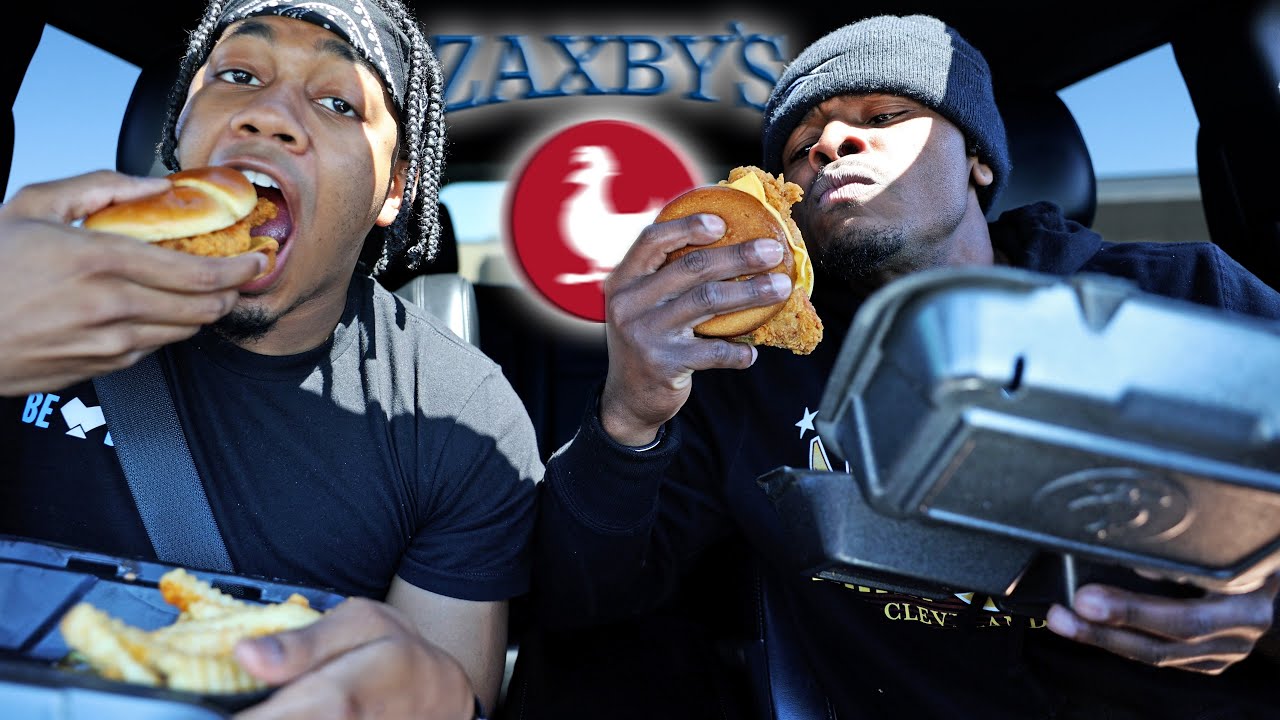 Chick-fil-A is in TROUBLE.. | Trying the NEW Zaxby's Club Chicken Sandwich