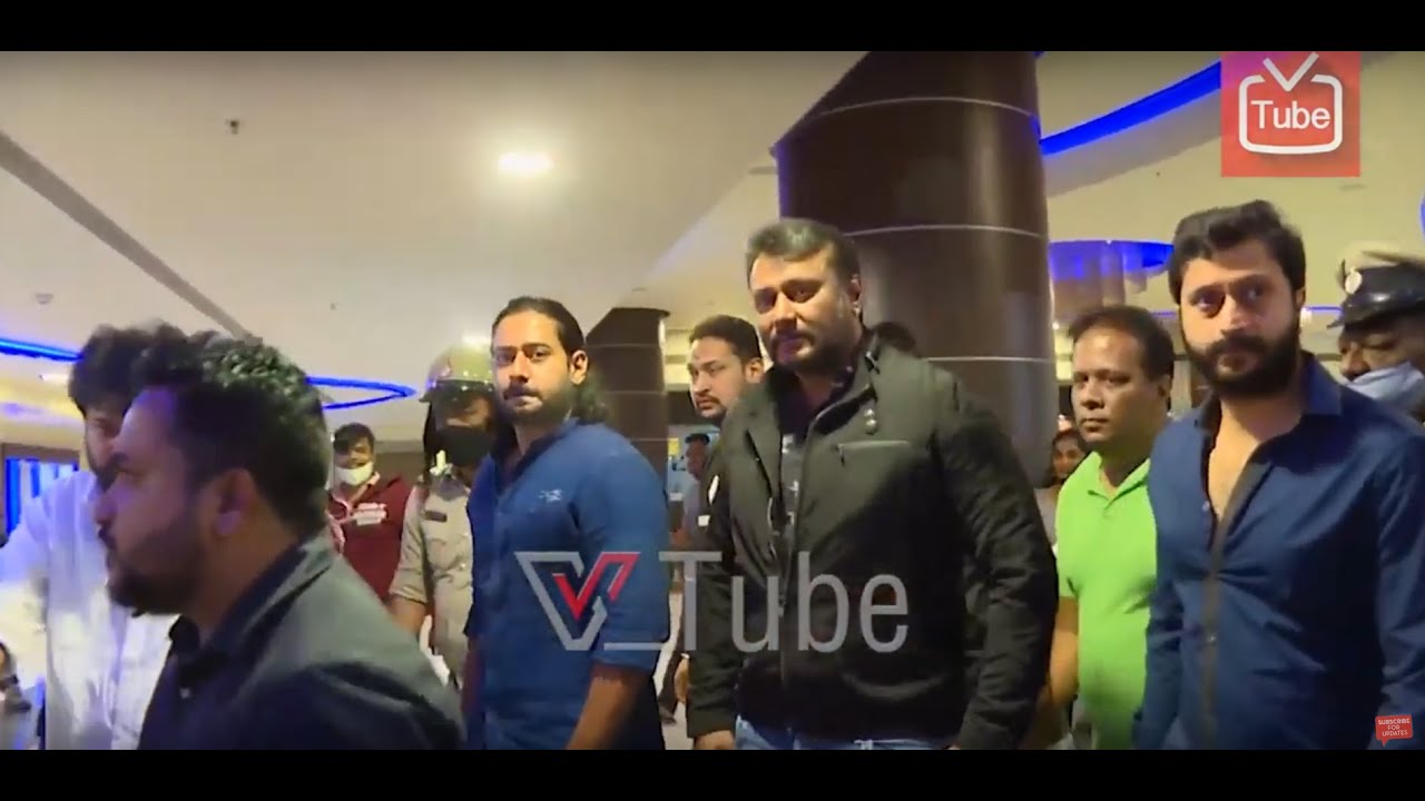 Darshan Watched Inspector Vikram Movie With Devaraj Family & Crew | 2021