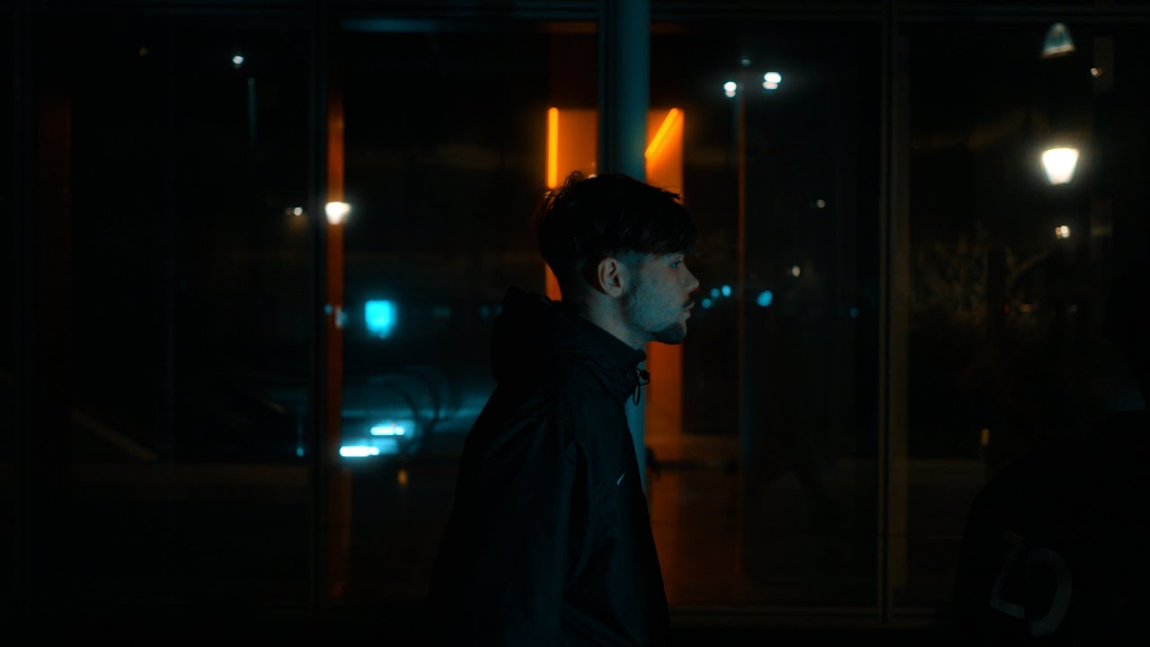 BLUEGUM (a short film directed by BUENA & spe6men)