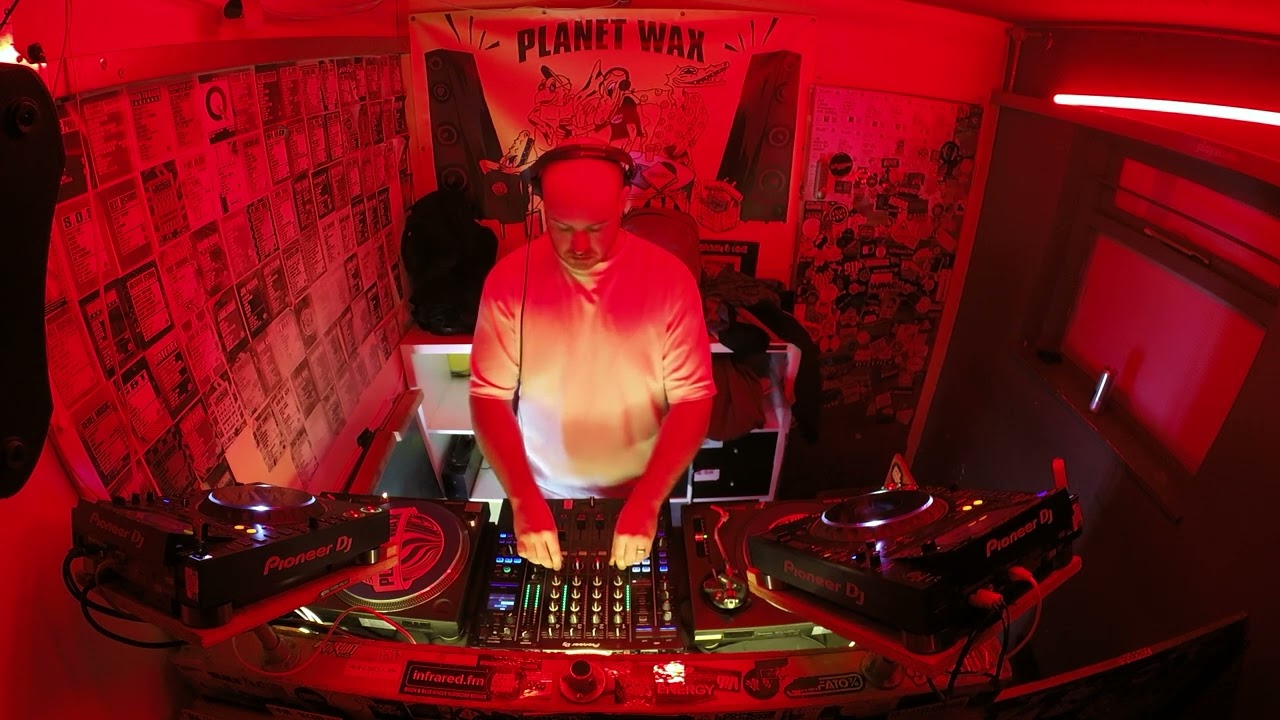 Facing Jinx // 1-hour DJ set ~ Ambient / Autonomic / D&B
