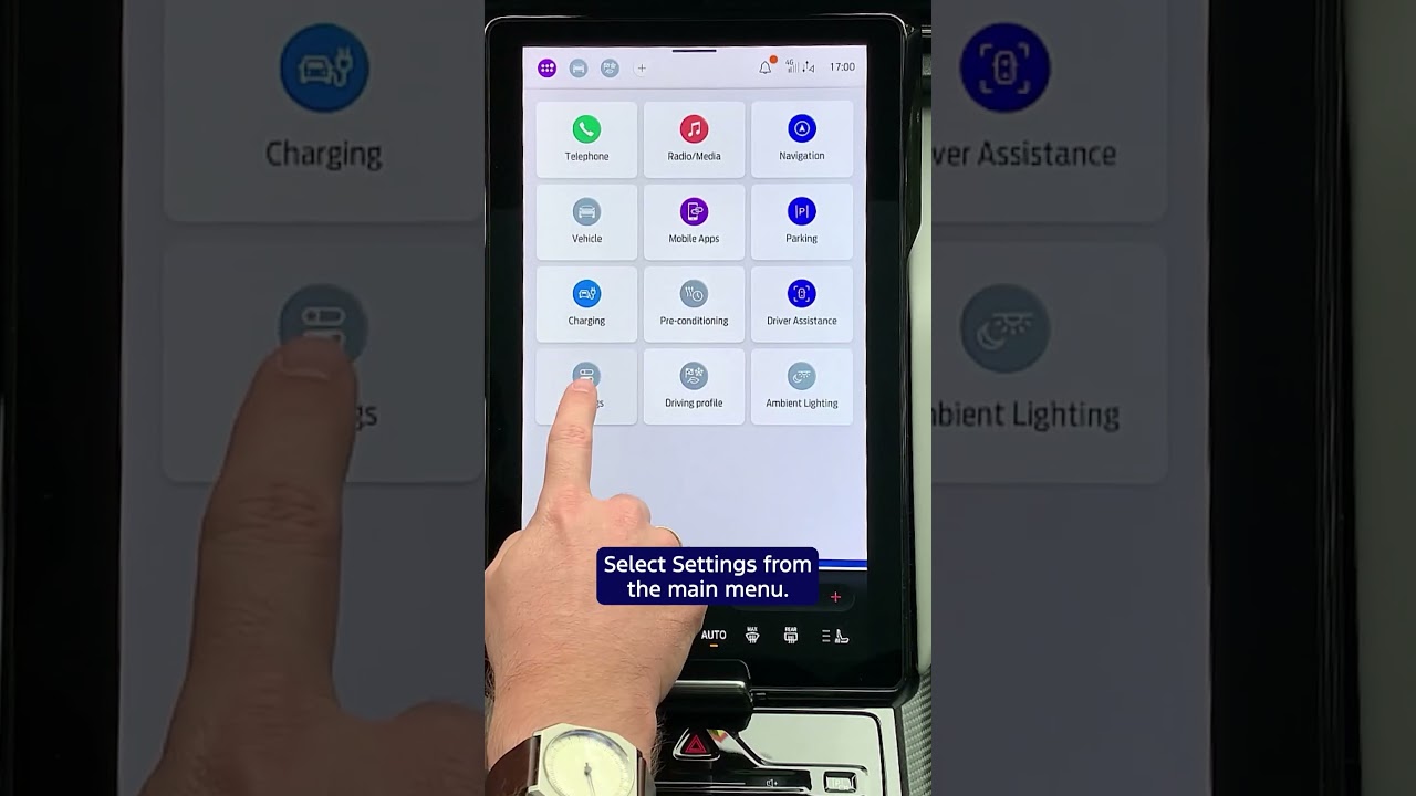 Problem solving | How to turn ON and OFF the SYNC™ Move Screen | Ford UK