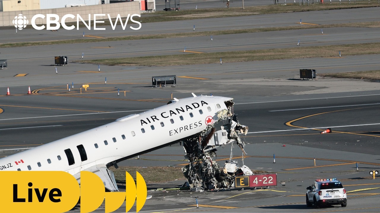 U.S. transportation safety investigators give update about LaGuardia plane, vehicle collision