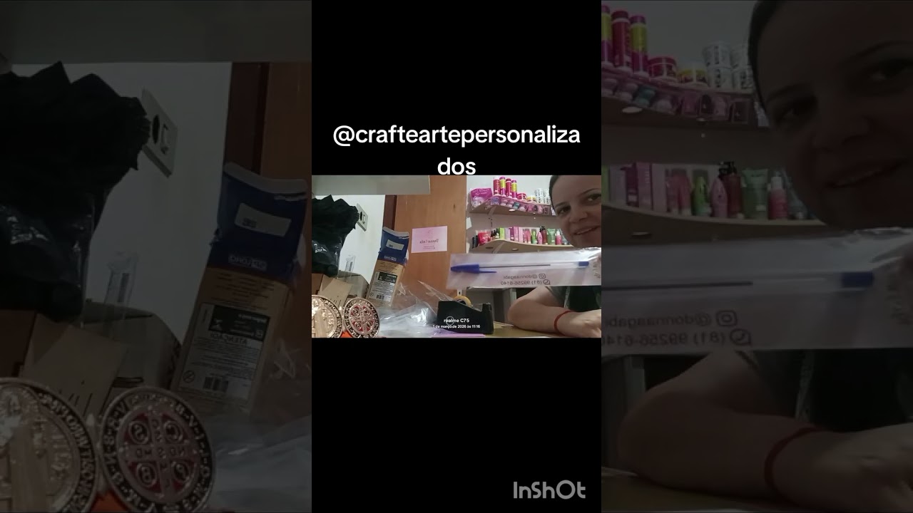 Montando brinde do dia das mulheres e das mães pra minha loja 