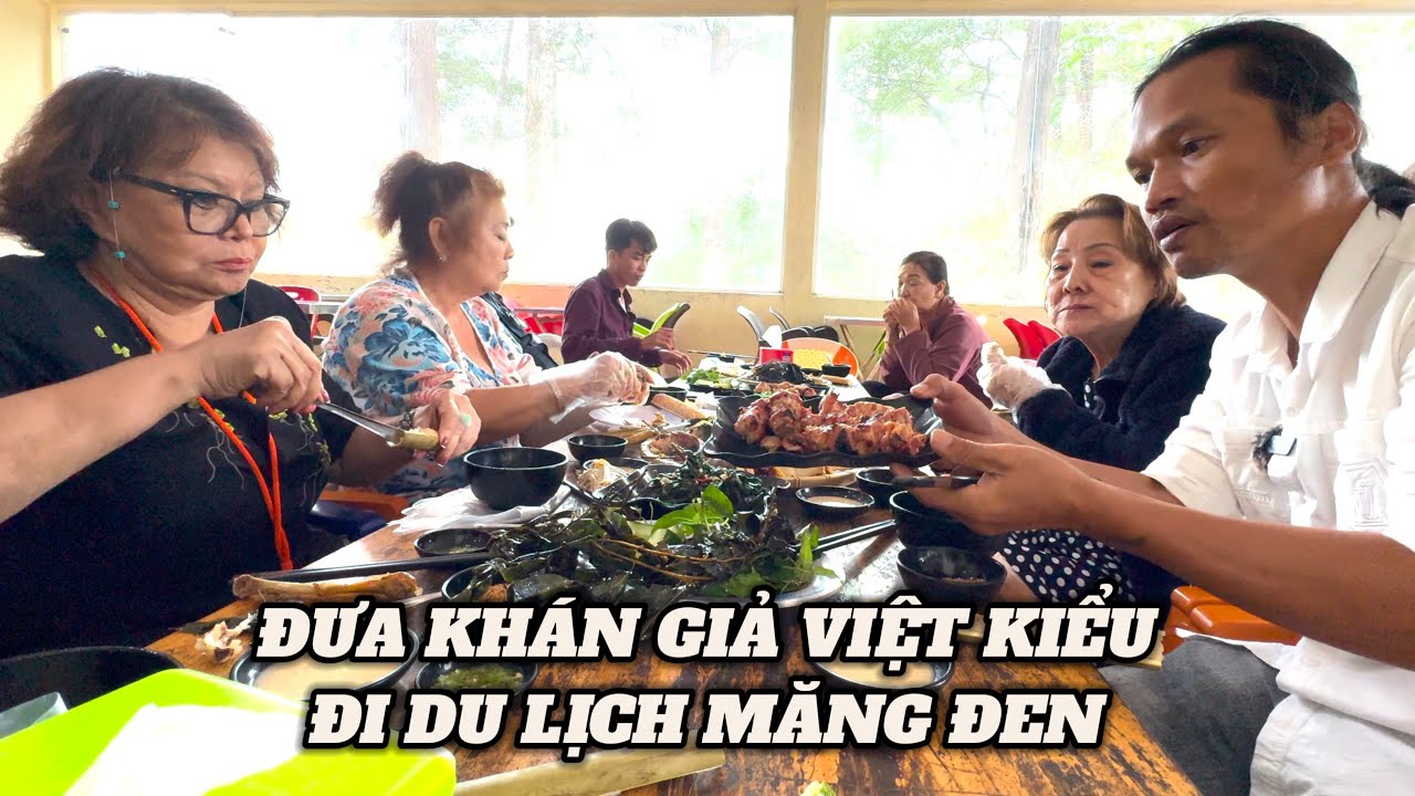 Già Làng Đưa Cô Khán Giả Việt Kiều Đi Du Lịch Măng Đen