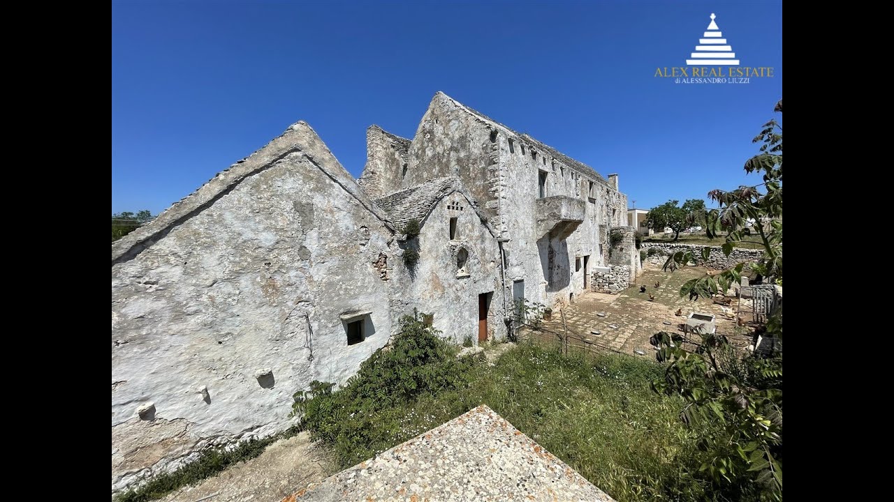 Piccola Masseria con Strutture Storiche in Pietra – Martina Franca (TA)
