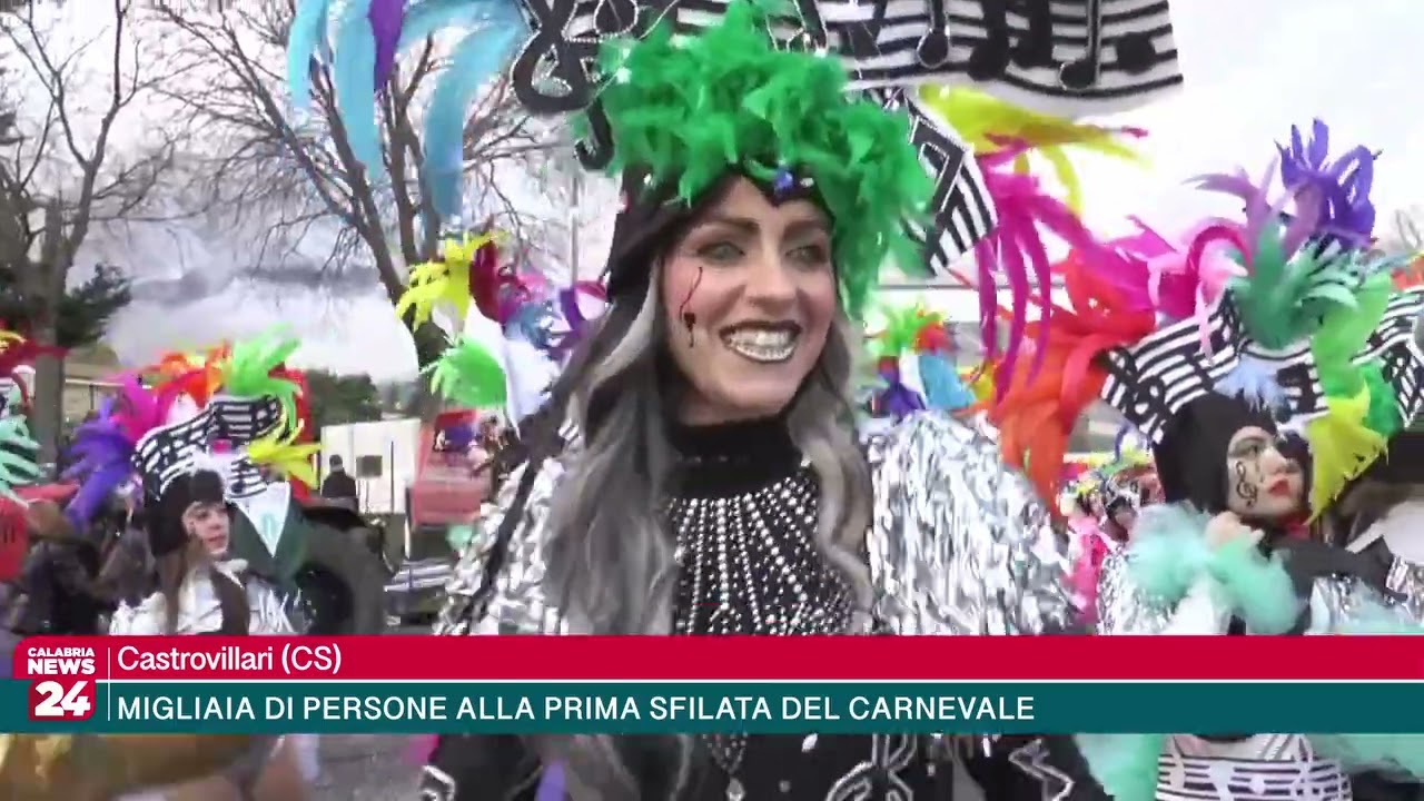 Castrovillari (CS) - MIGLIAIA DI PERSONE ALLA PRIMA SFILATA DEL CARNEVALE