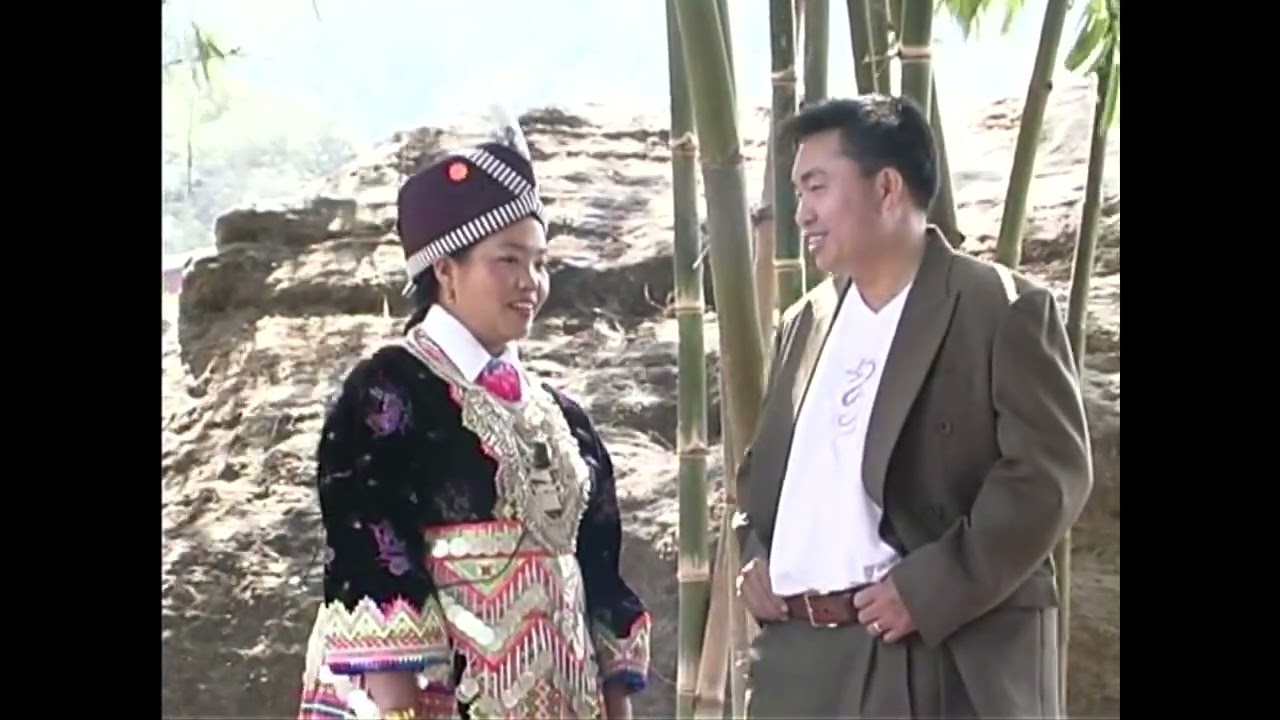 KHWV TXHIAJ PLEE LAU