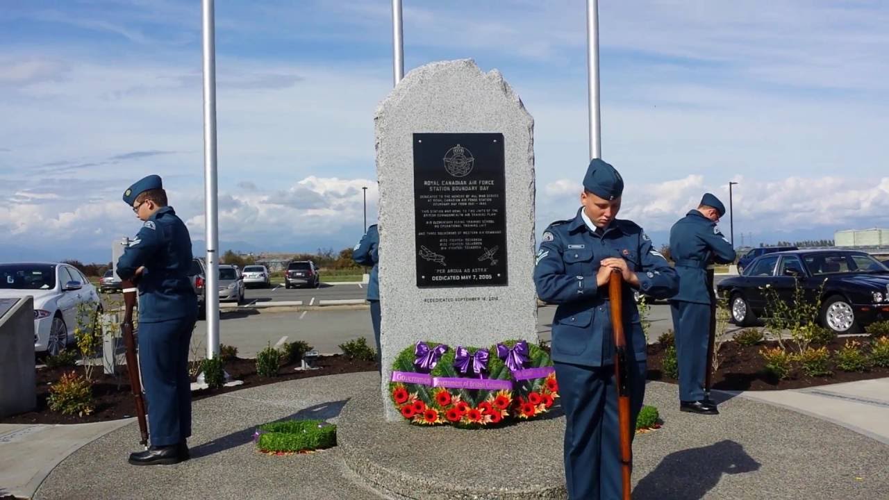 Air Cadets - Changing of the Guard - Boundary Bay Airport Cenotaph