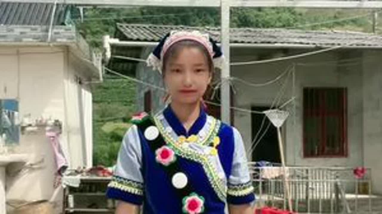 #少数民族风情 #民族风穿搭