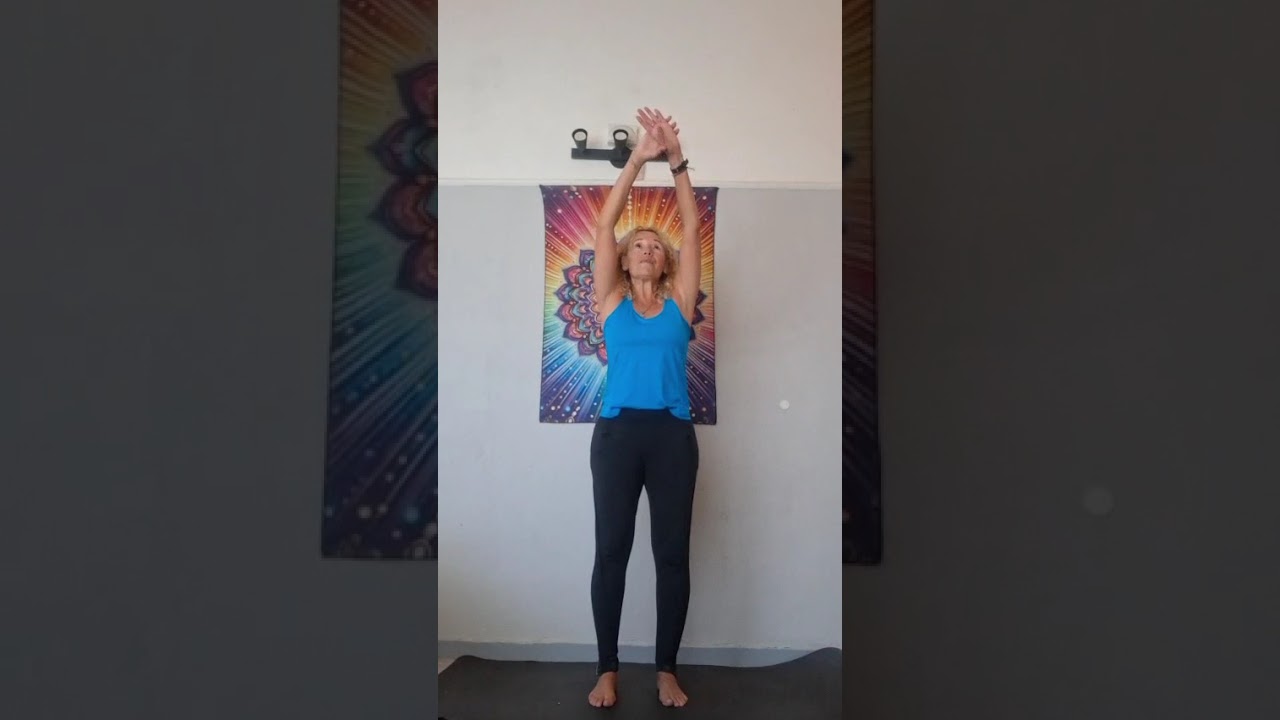 Hoy estiramientos y movimiento articular, observando al cuerpo! #estiramientos #vidaplena #vidasana 