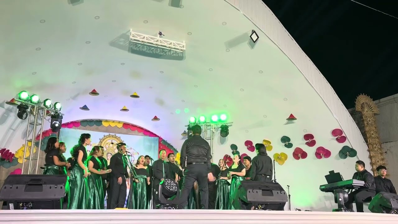 Lean on Me with We Shall Overcome (arr. Mark Hayes) - VOCES Obando