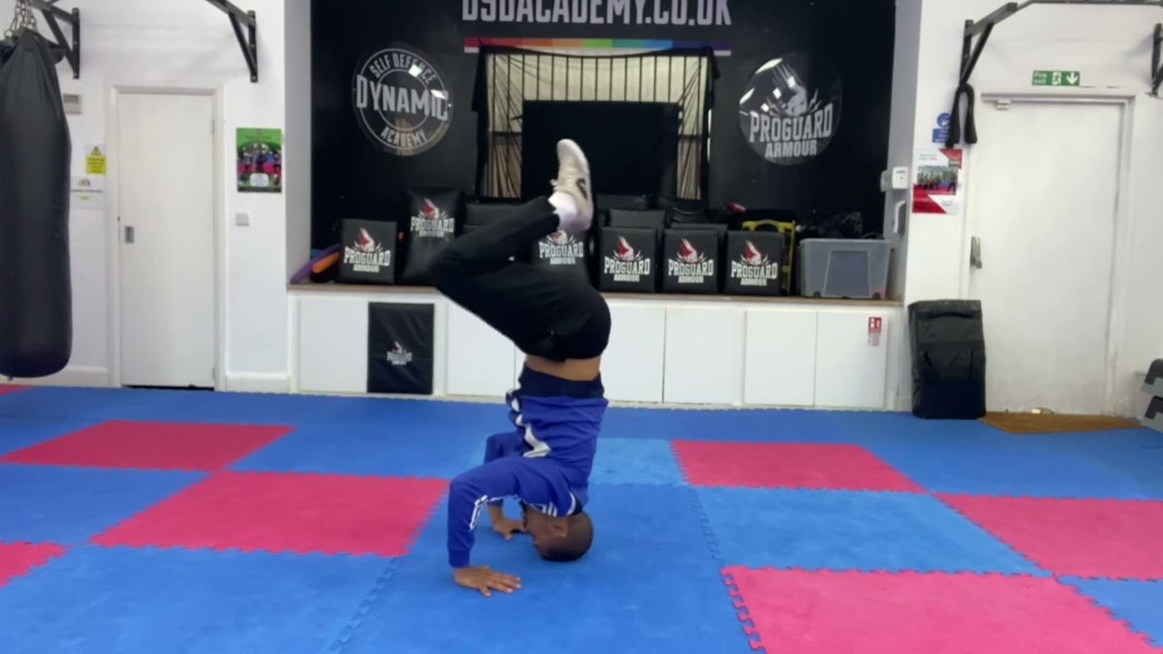 Mola movement tutorial headstand front hand spring capoeira london