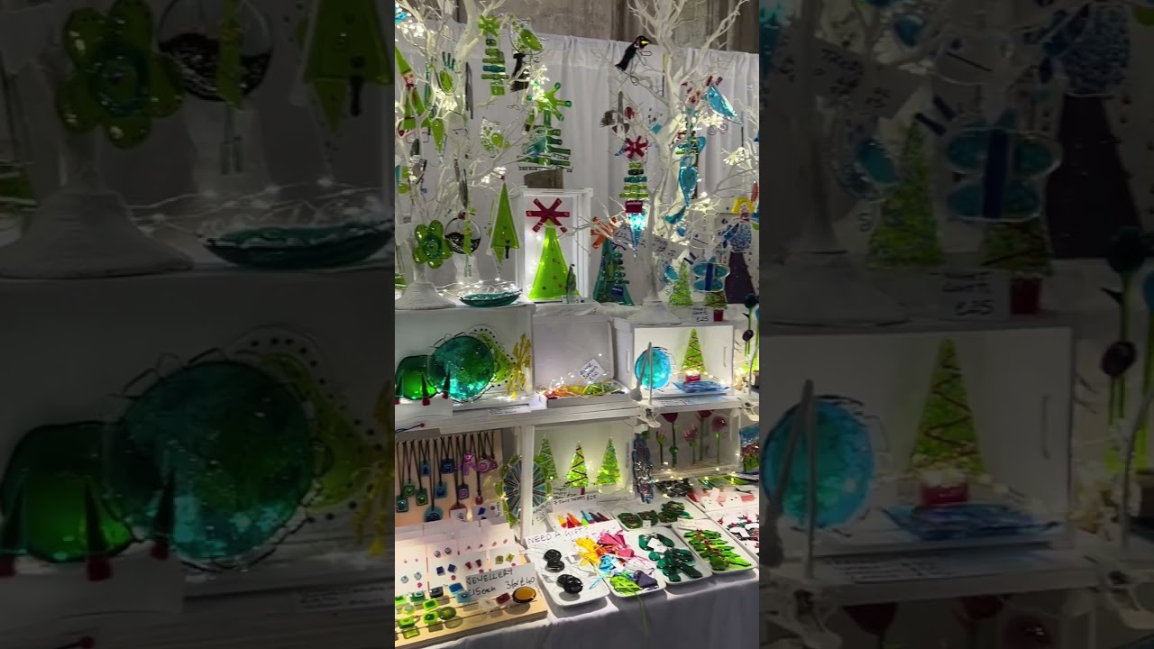 Exploring Ely Cathedral Fayre: Festive Gifts, Food, & More! #ely