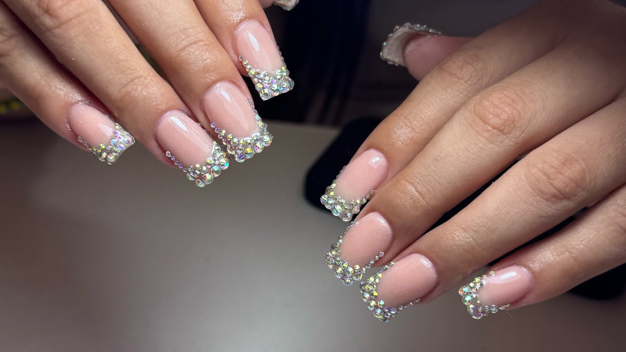 Uñas CON cristales en Francés 