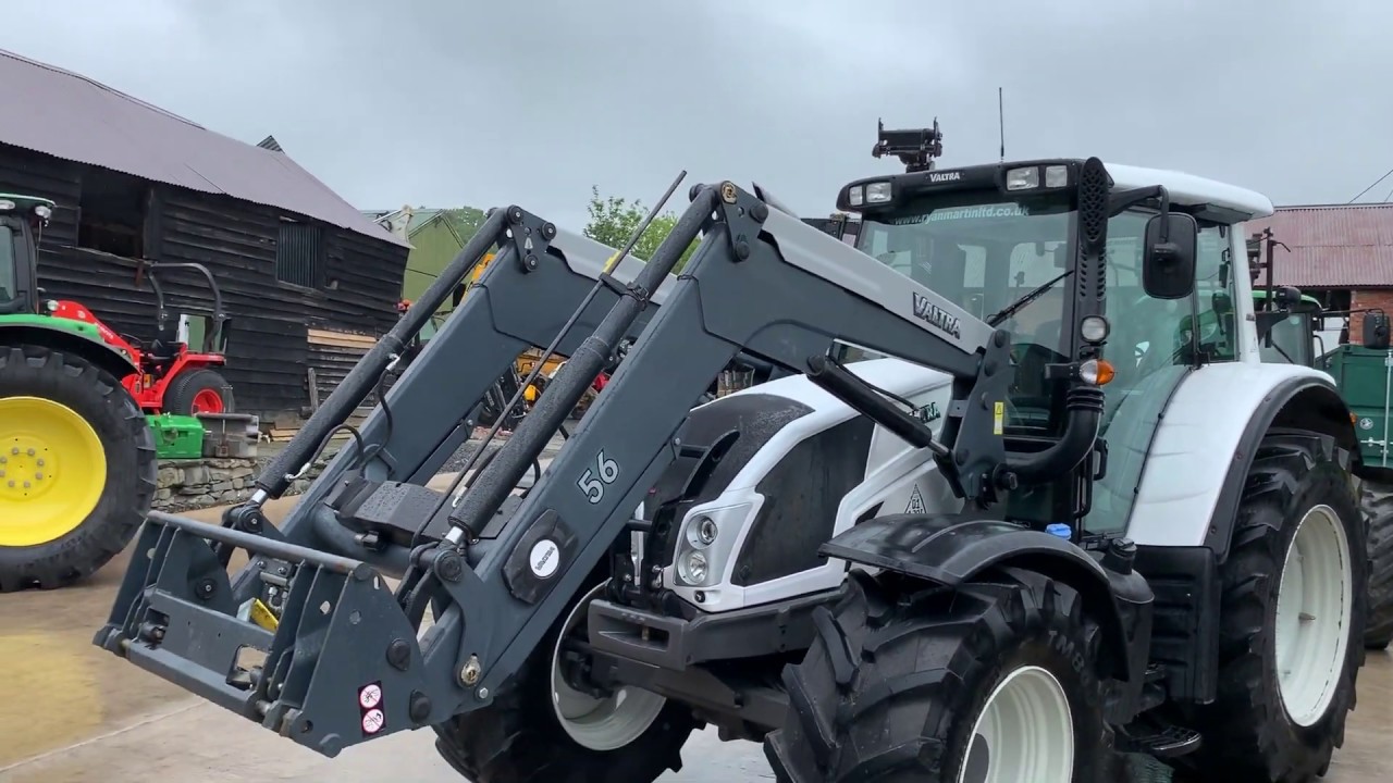2014 VALTRA N143 UNLIMITED REVERSE DRIVE TRACTOR