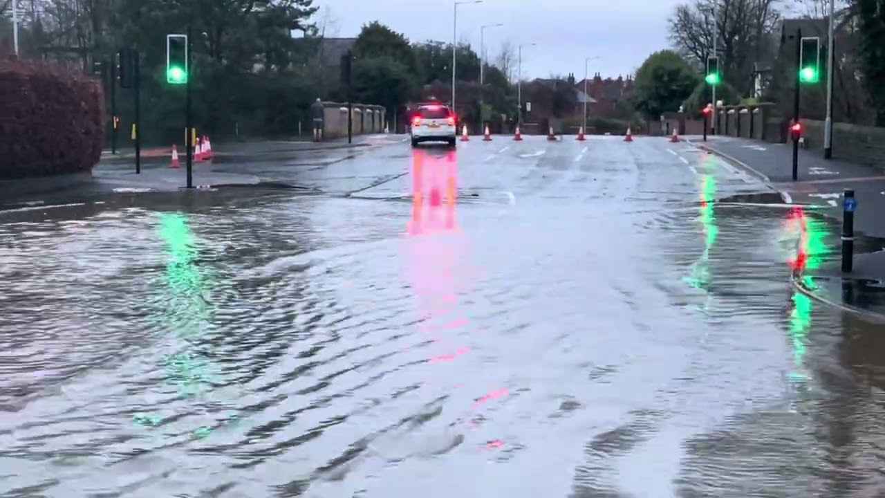 Cheadle flood January 1st 2025 #flood #cheadle #flooding #greatermanchester #stockport