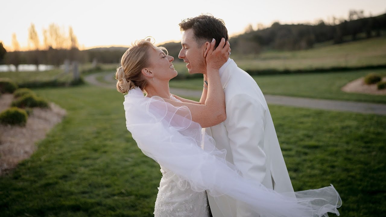 Bendooley's Estate - The Stables, NSW | Kristen & Luke