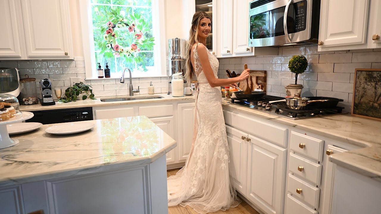 SURPRISING MY HUSBAND IN MY WEDDING DRESS ON OUR 10 YEAR ANNIVERSARY!!!