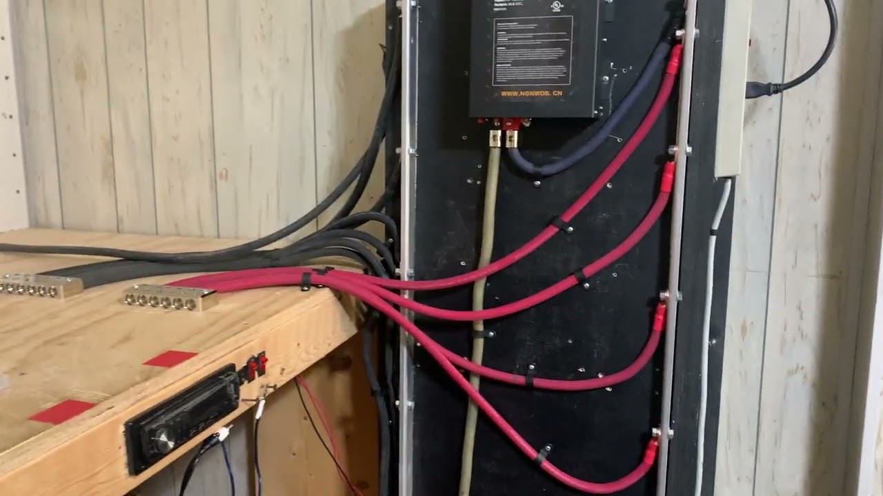 Cap bank wire distribution for test bench