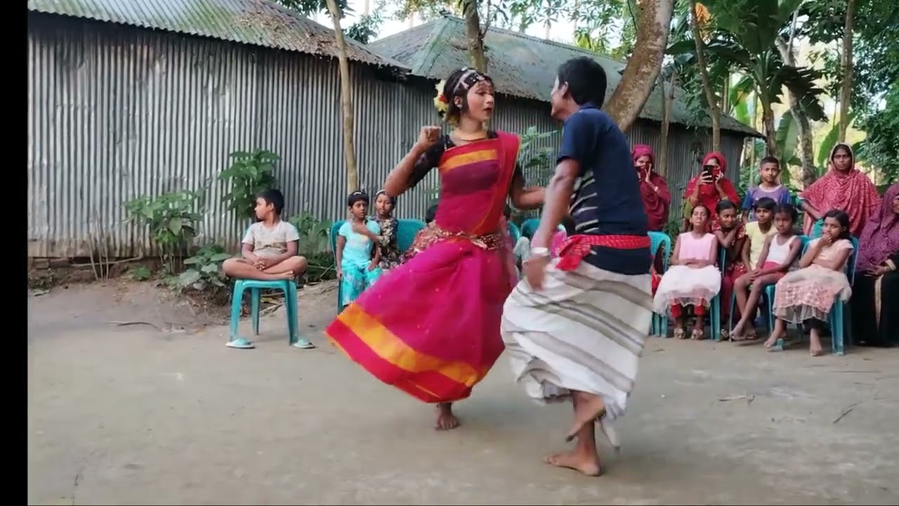 হাতের আঙ্গুল কাটিয়া ময়না কলম বানাইছে, আহা সুন্দর ময়না রে। Sweety geet media.