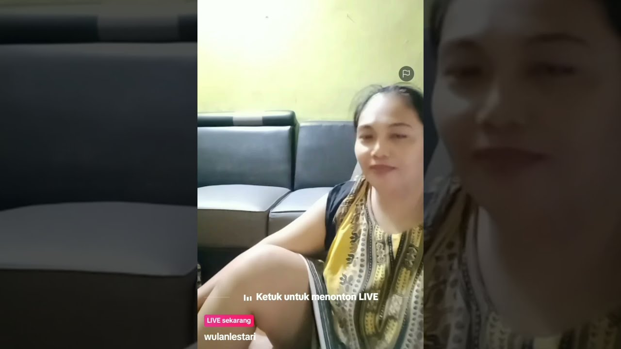 TANTE WULANLESTARI SEDANG LIVE MALAM JUM'AT