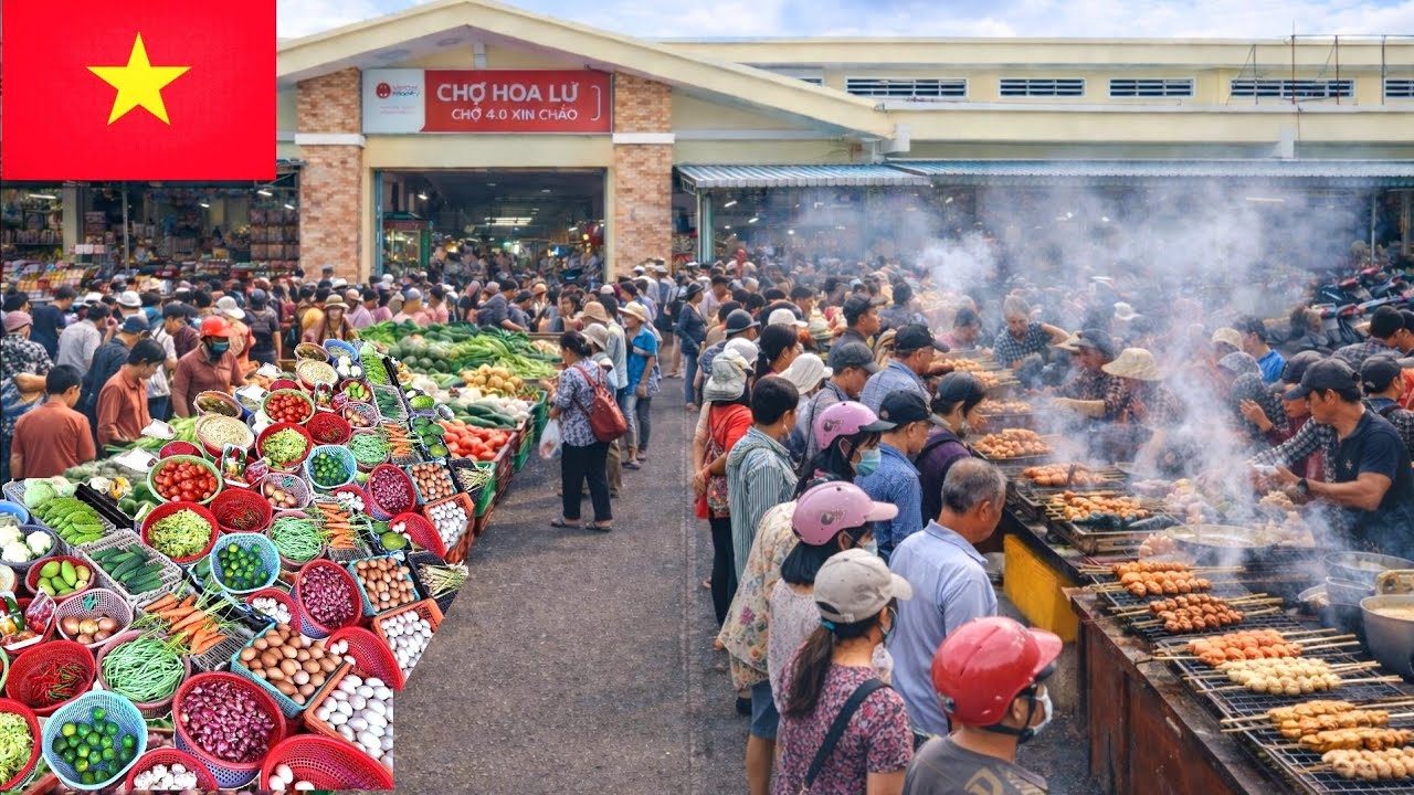 Vietnam Local Market Tour 🇻🇳 | Hoa Lu Evening Market, Quy Nhon, Vietnam