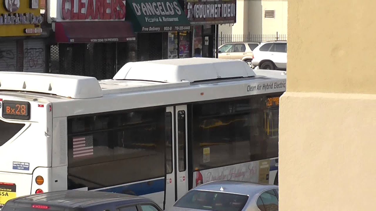 MTA New York City Bus: 2009 Orion 07.501 Next Generation Hybrid #4339 on the Bx28