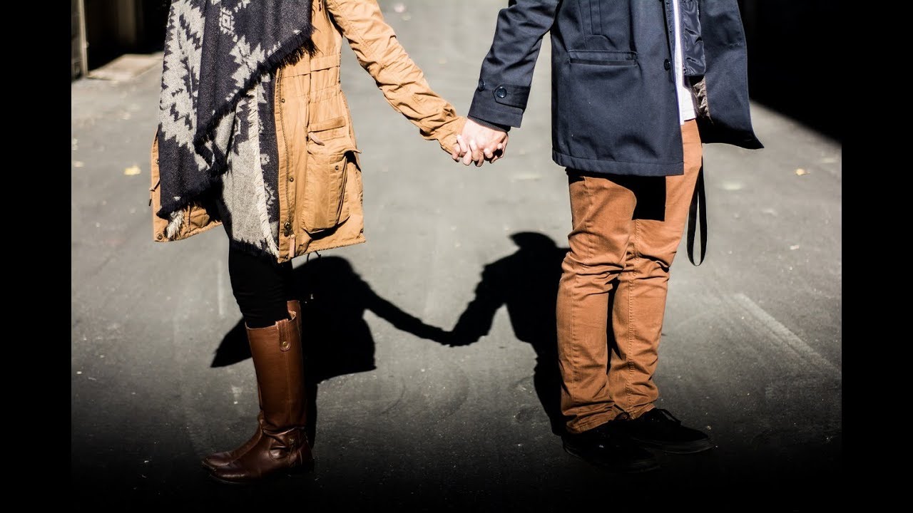 Verliebt in jemand anders: zur neuen Liebe wechseln oder in der Beziehung bleiben?