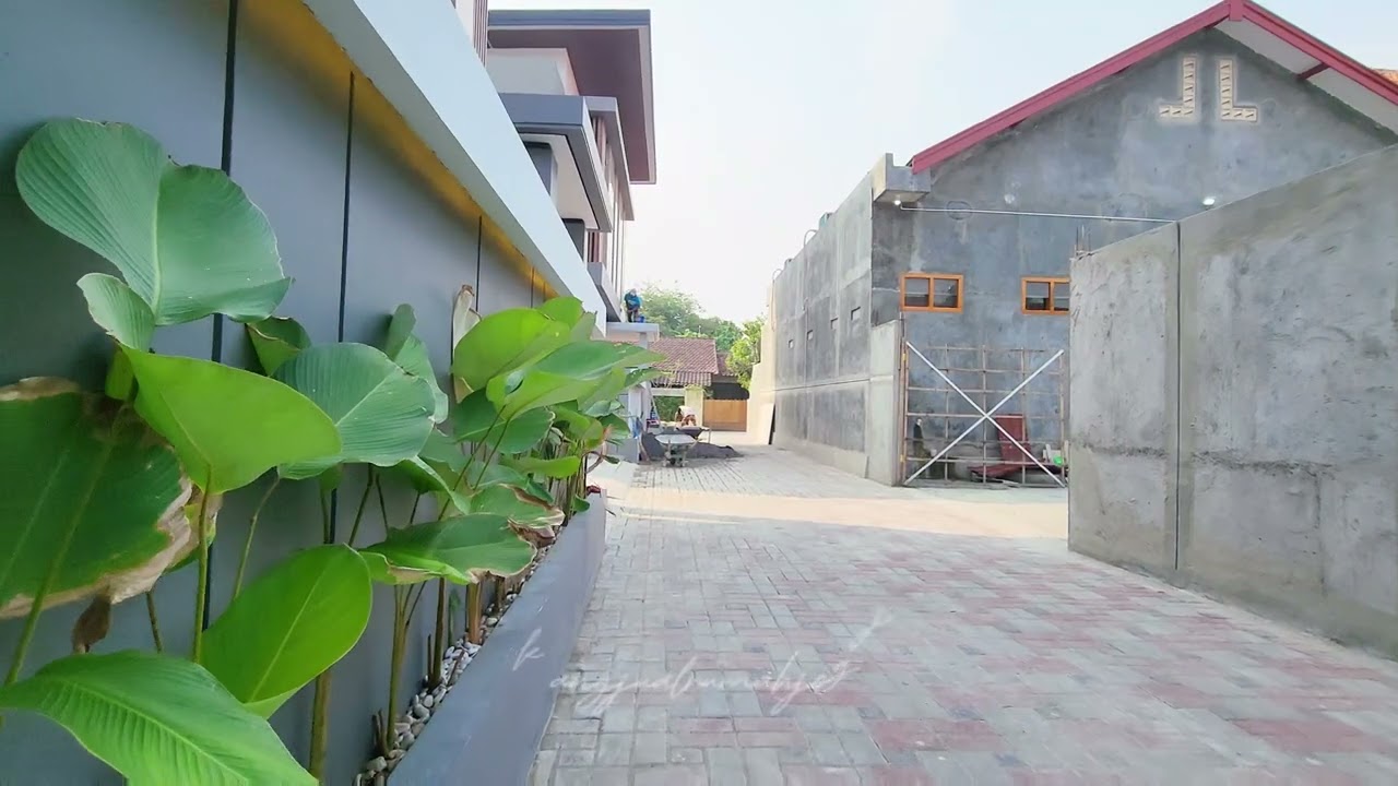 LUXURY HOUSE MAGUWOHARJO DEPOK SLEMAN ! Rp 1,75 milyar