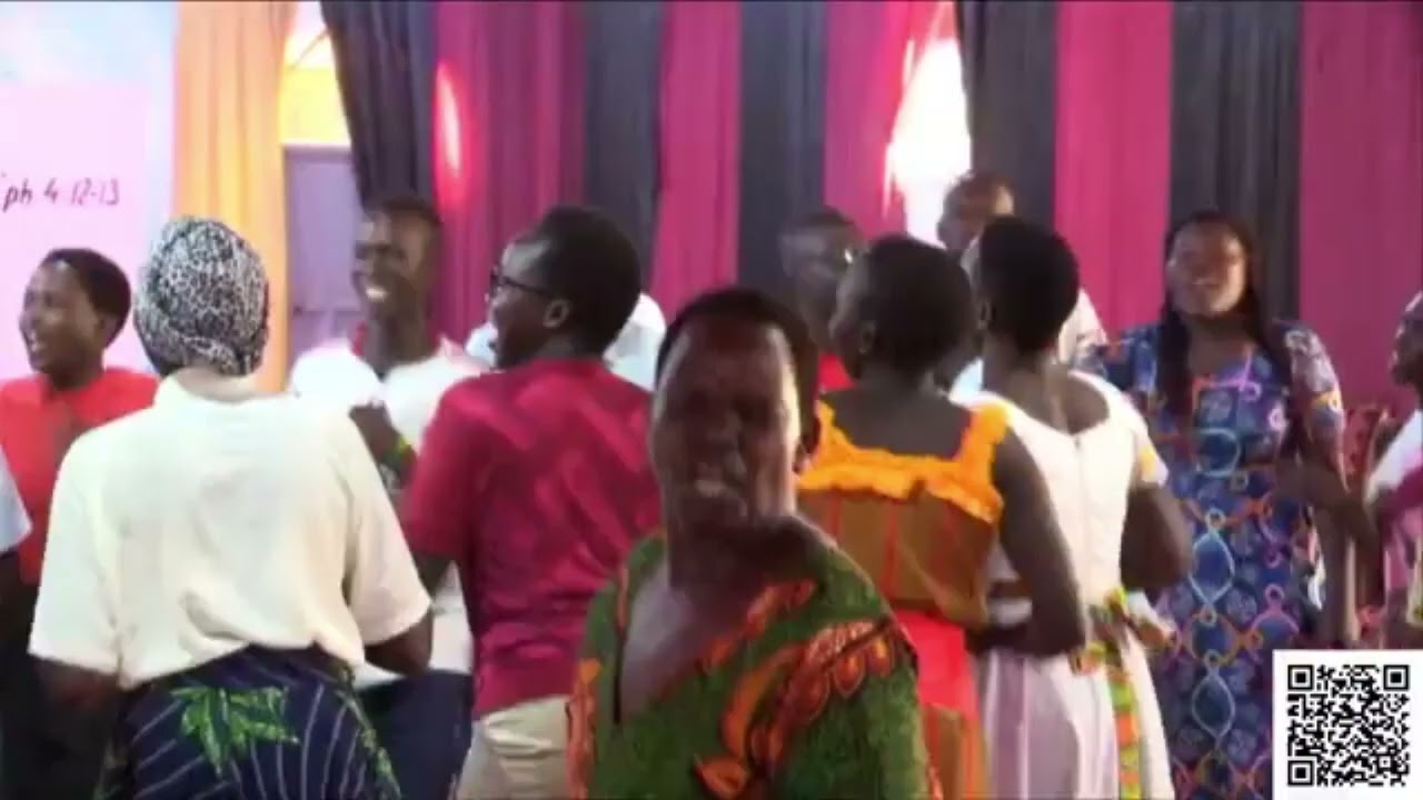Dorcus Abaka live praise session at Truth Fountain Main on Mothers day
