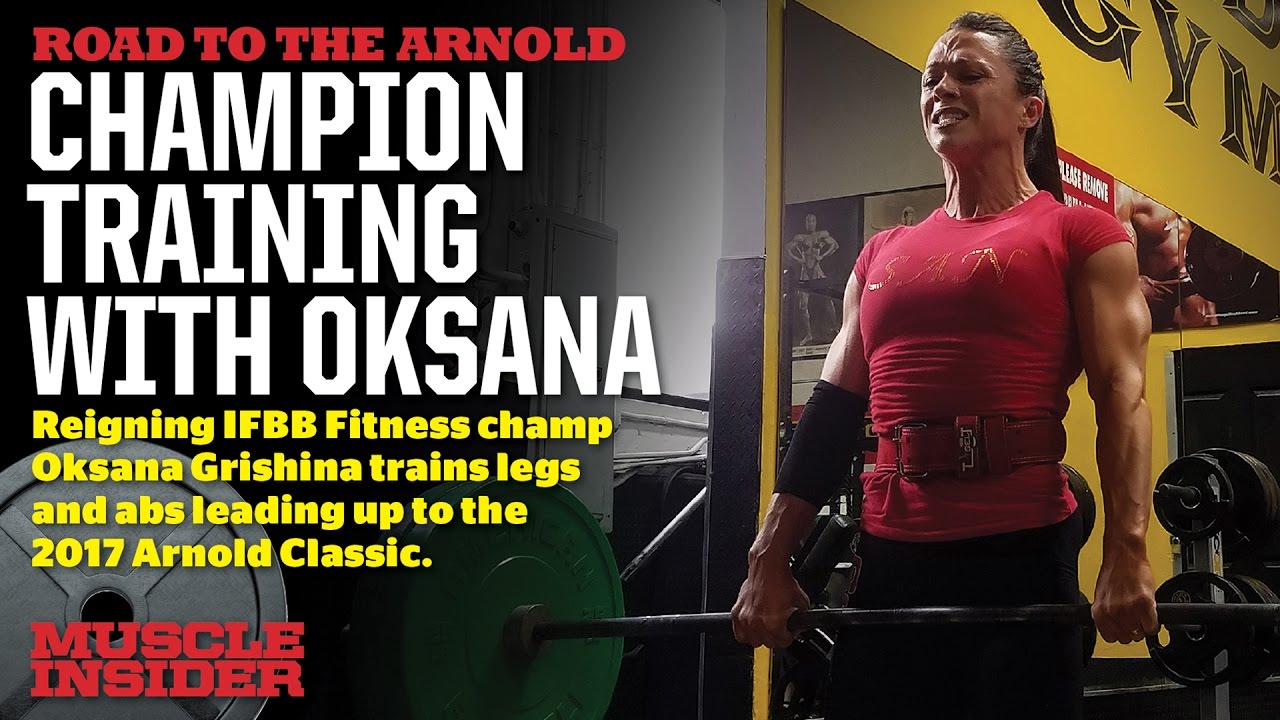 Oksana Grishina trains legs and abs 10 days out