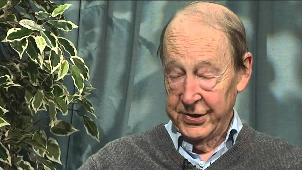 Tom Kibble talks about spontaneous symmetry breaking in quantum field theories