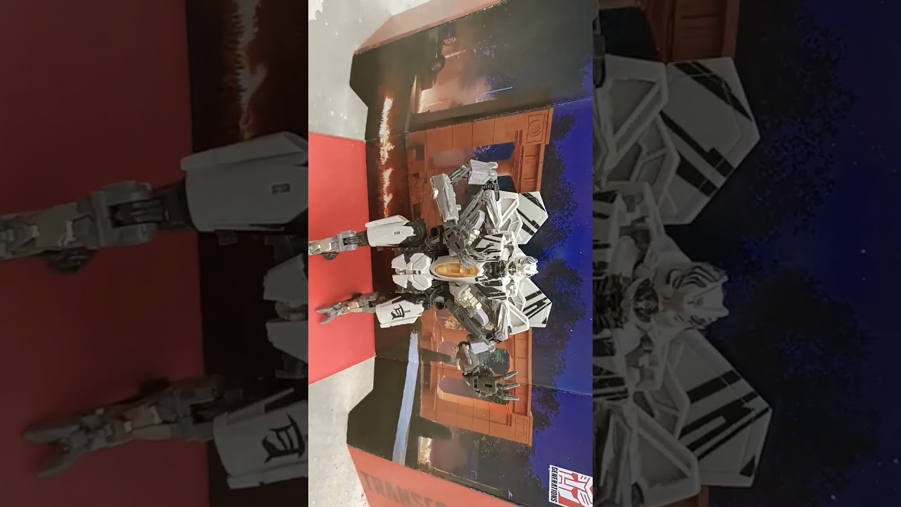 revenge of the fallen studio series starscream