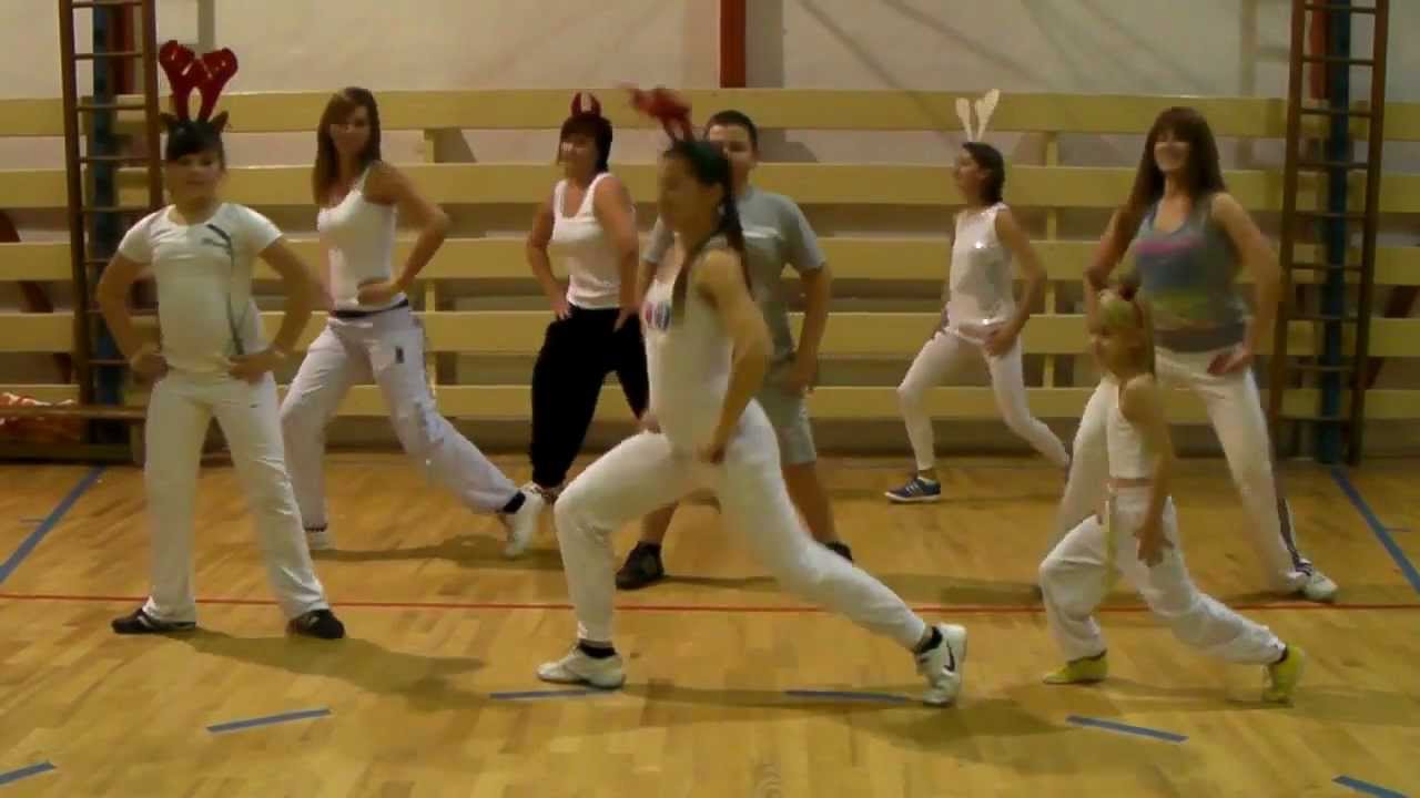 Tito El Bambino - Feliz Navidad - Christmas Zumba Choreography by Lucia Meresova [HD]