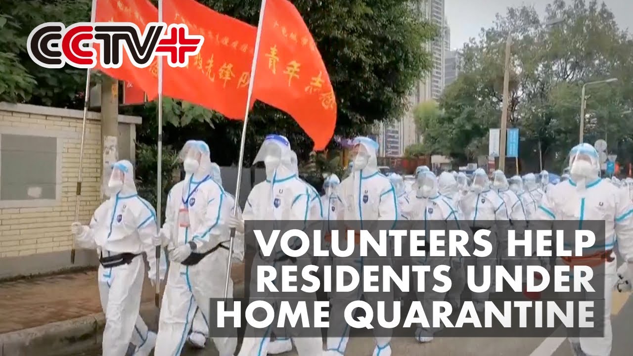 Volunteers Assist Guangzhou Residents Under Home Quarantine