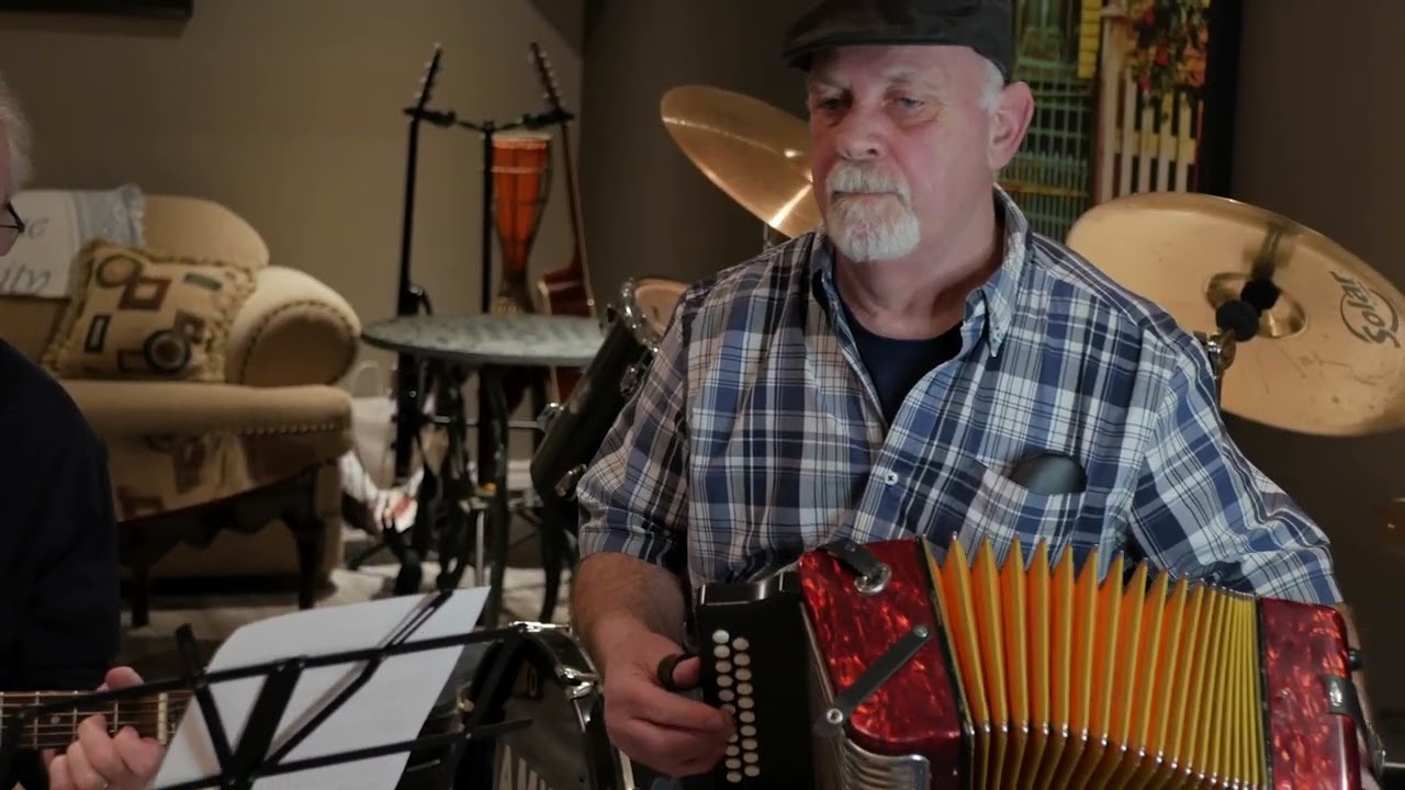 Bud Davidge:   Soldier Boy In Brown