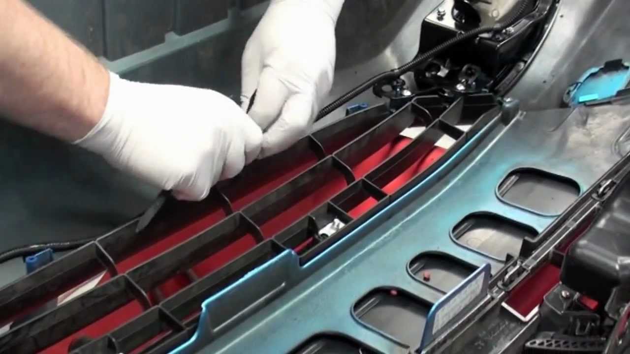 Honda Insight Foglight Installation (Honda Answers #79)