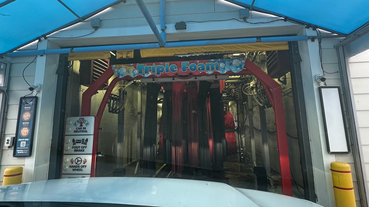 Belanger Tunnel: XtraMart Gas Station 