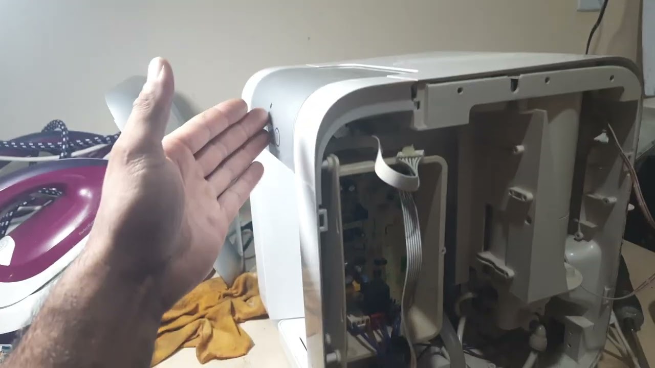 Purificador da eletrolux PA20g não sai água, não funciona o painel.