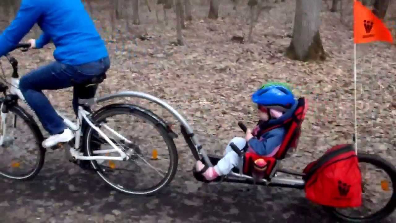 Przyczepka rowerowa Weehoo i-Go - wycieczka z 2- i 4-latkiem