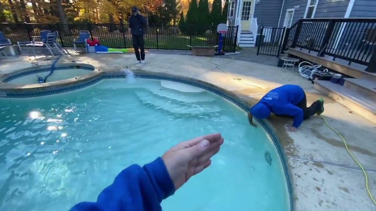Winterizing a Custom in ground Gunite Pool with Hot Tub...Step by Step Pool Closing