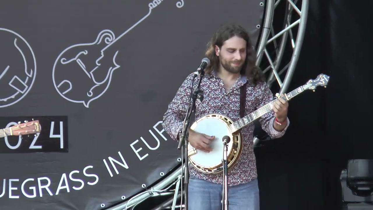 Blue Weed at Bluegrass in La Roche, August 2024