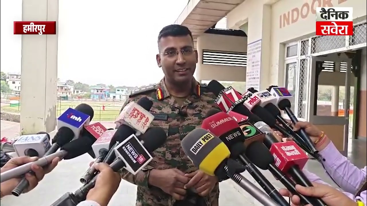 अग्निवीर भर्ती रैली में युवा ग्राउंड टेस्ट में ले रहे भाग