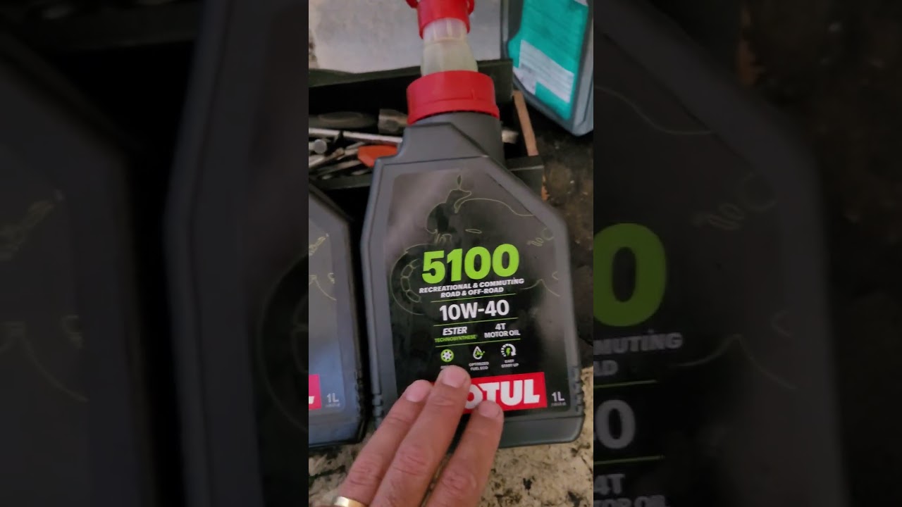 ÓLEO MOTUL 5000+ OU MOTUL 10W40 5100 QUAL O MELHOR?