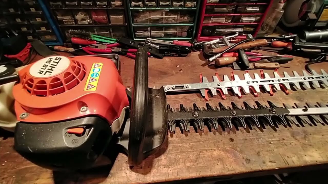 REPLACING Hedge Trimmer BLADES (Real Time) Stihl HS 81 / HS 82